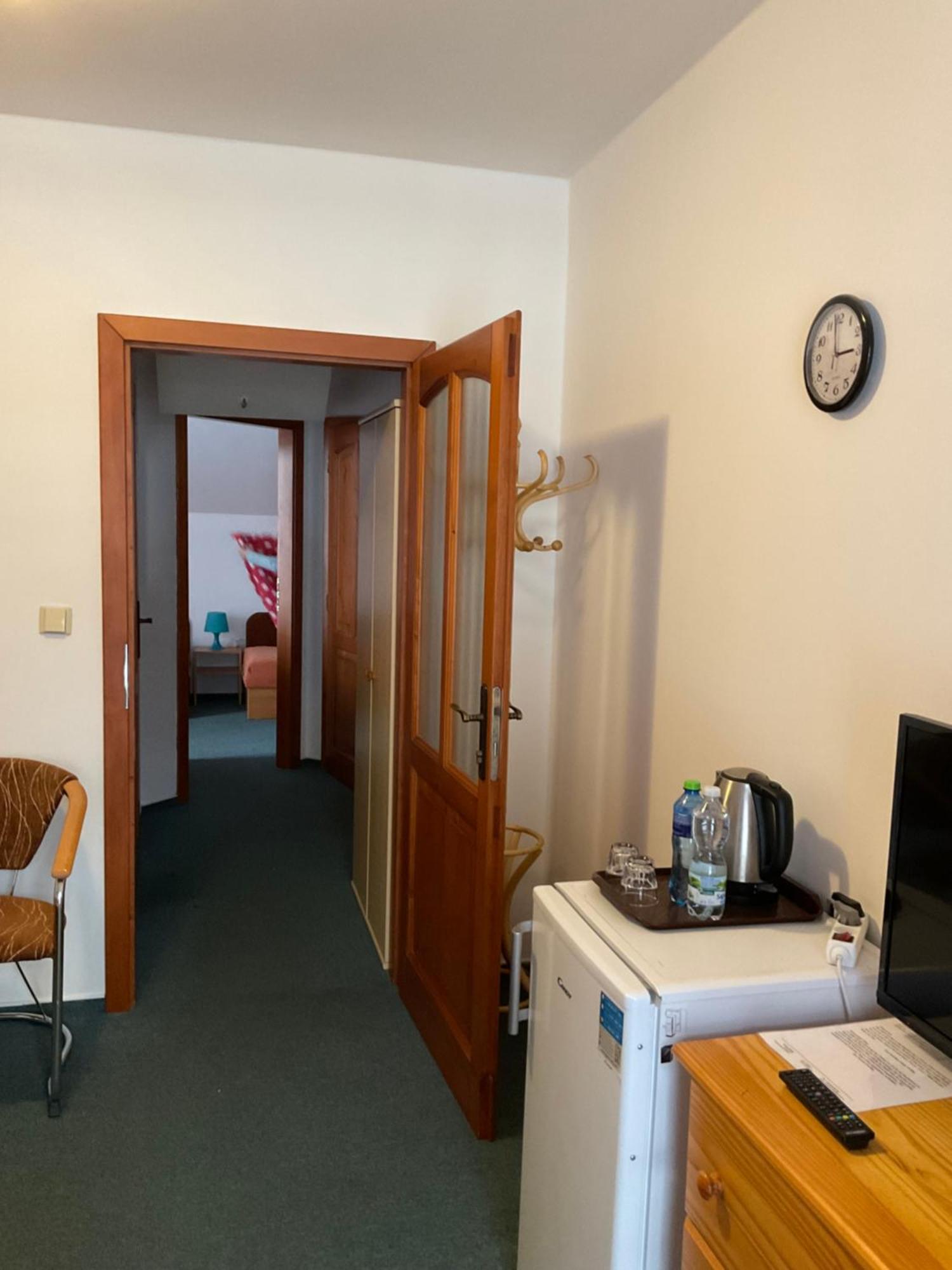 Pension Holiday Vrchlabí Exterior foto